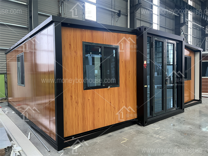 The 1-Hour Home: Why Expandable Houses are the Future of Tiny Living