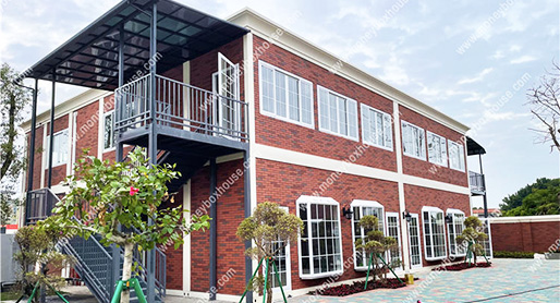 Quel bâtiment d'école de conteneurs parfait